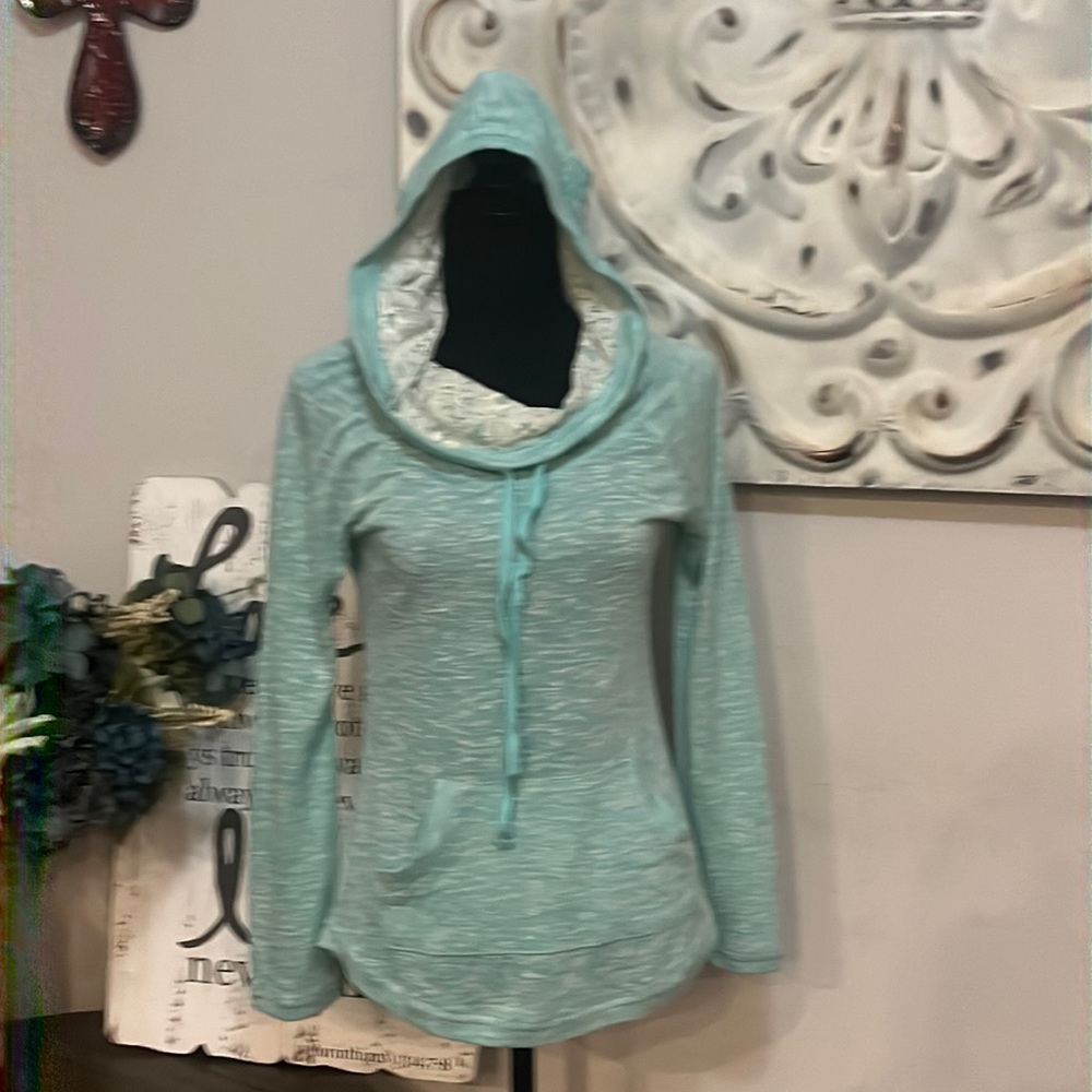 Miss chievous | pullover lightweight hoodie | size S